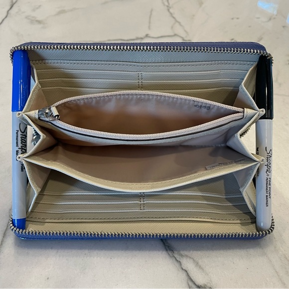 COACH Periwinkle blue/lavender zipped wallet with bow detail - Picture 5 of 5